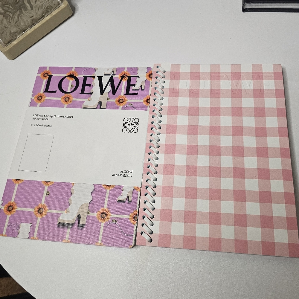 🆕 Rare Loewe Girly 2pc Notebook Bundle!